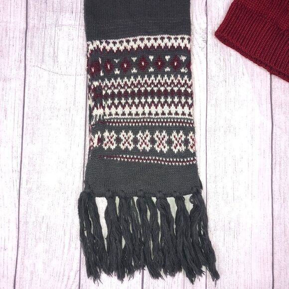 Winter scarf with fringe, beanie and headband - Picture 2 of 4